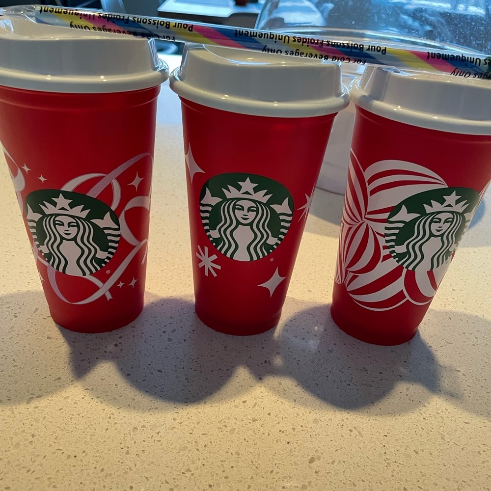 Starbucks set of 3 new red holiday cups